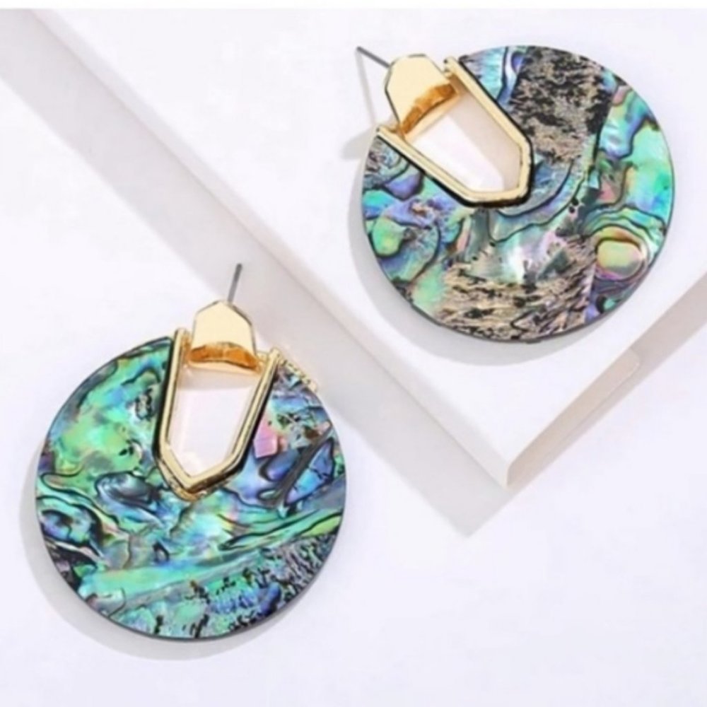 Iridescent Circle Statement Earrings BOUTIQUE ITEM - Picture 9 of 13